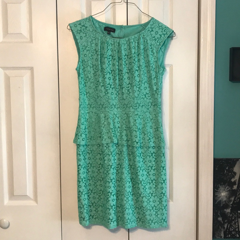 Mint lace sleeveless dress